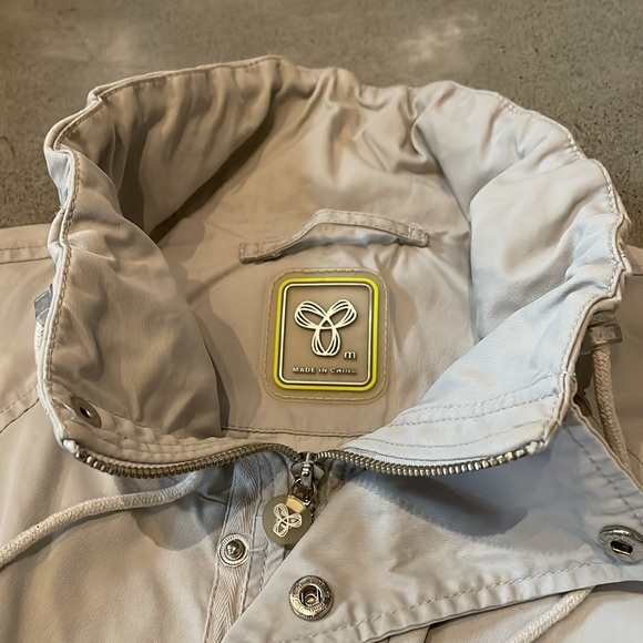 Aritzia TNA jacket - Picture 3 of 4